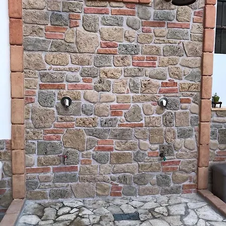 Piazza Sella 40 *