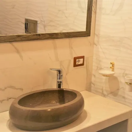 Bed & Breakfast Piazza Sella 40 *